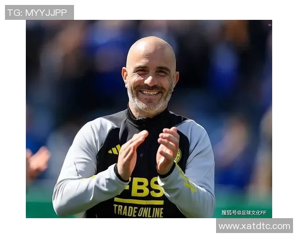 足球球星精准射门瞬间展现力量与技巧的巅峰较量